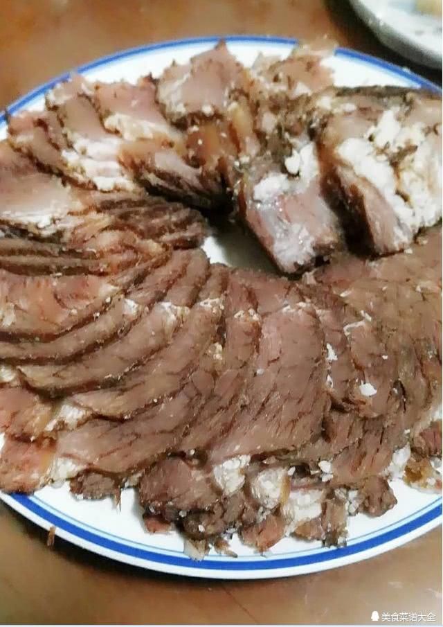 清真美食之饺子、卤面、烙饼卷酱肉