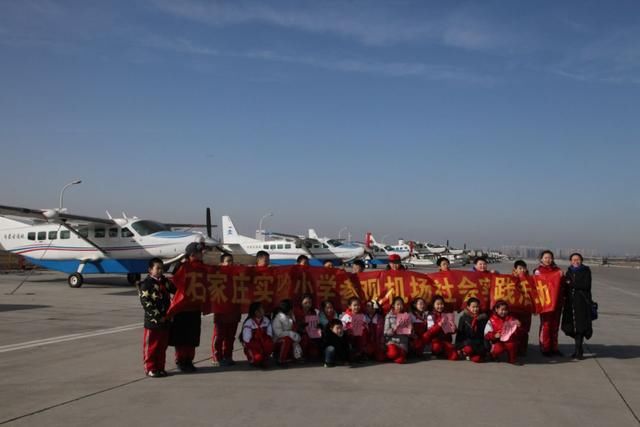 开飞机啦！中航工业游，让您的孩子0距离体验航空科技！