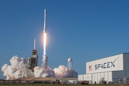 SpaceX推迟载人绕月旅行计划 原定于今年年底前进行