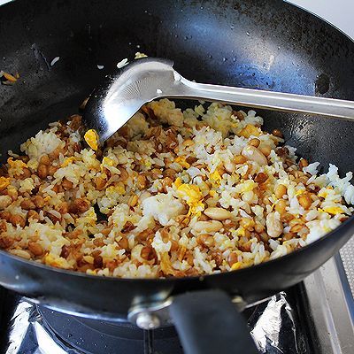 孜然黄豆芽牛肉杂粮蛋炒饭