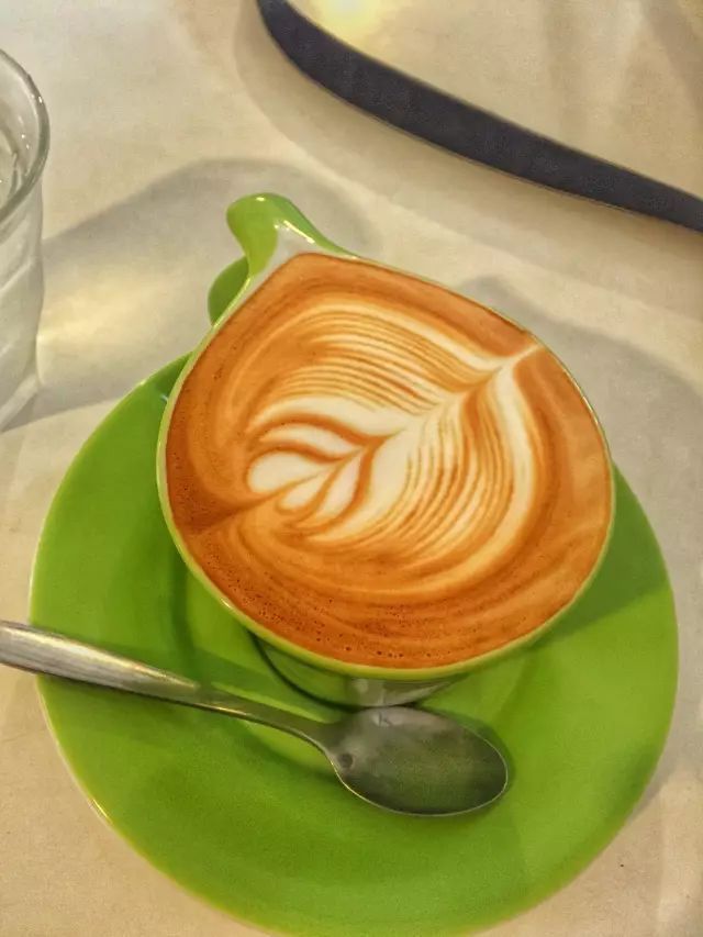 去清迈，别忘了逛逛咖啡小馆与美貌古着店