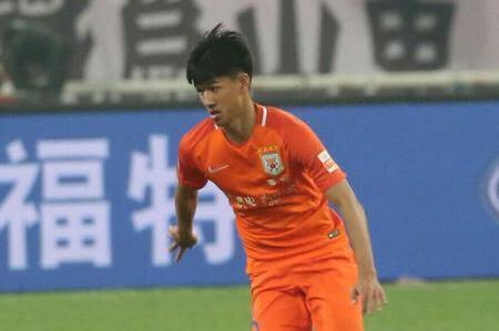 鲁能官宣崔巍转会至梅州客家