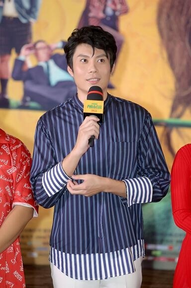 艾伦亮相《西虹市首富》首映会 惊艳客串获好