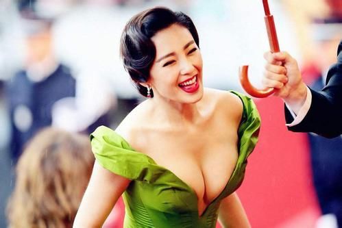 倾国倾城的美女凋零在乱世中,绝代芳华的容颜还是敌不过命运