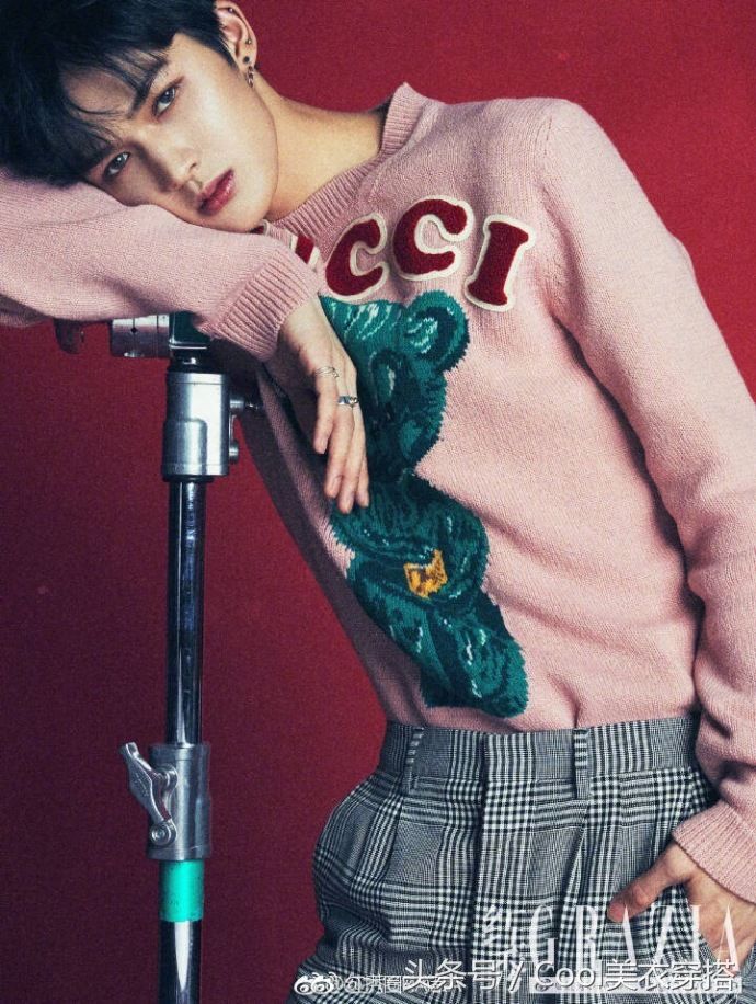 红秀封面单人解锁蔡徐坤陈立农黄明昊林彦俊朱