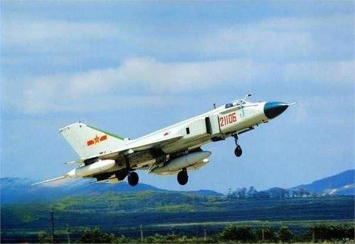 为何我国还不量产歼20?这几点原因,让人无法反