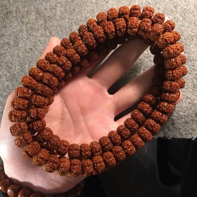老金刚菩提子手串 t0140ed15f86ca30327.jpg