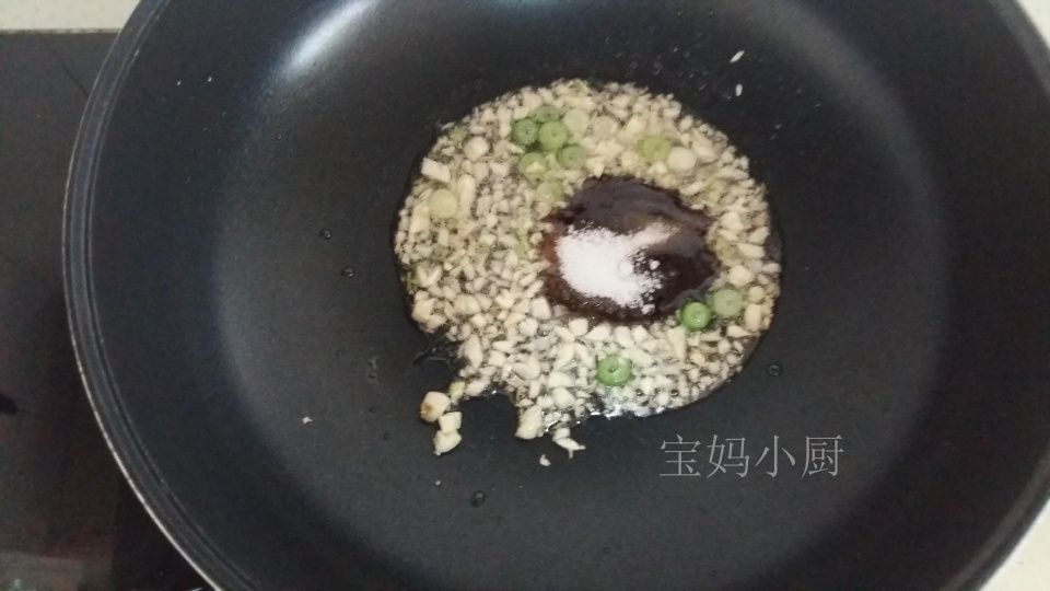 这菜，女人都抢着吃，清肠减肥、小脸水嫩光泽，更年期吃效果更好