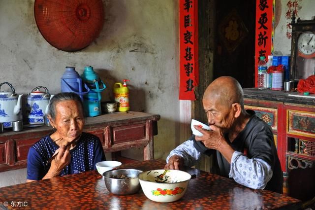 2018年，这8个省份独生子女家庭有福了，国家给你们送新福利了！