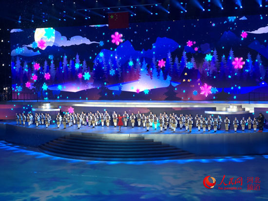 我市举办首届冰雪运动会开幕