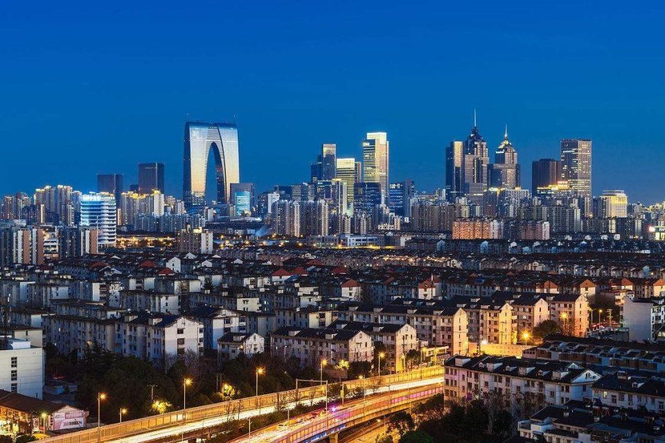 苏州和武汉成都相比怎么样?苏州胜在均衡,武汉