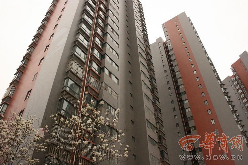 商洛时代华城小区500多业主房款已交开发商 7年拿不到产权证