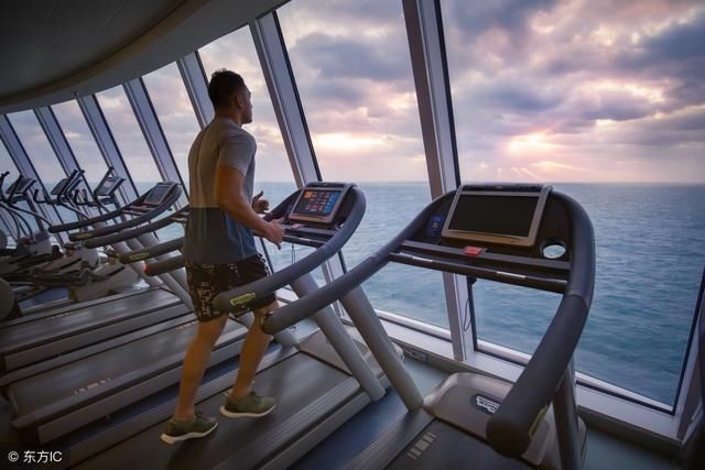 过度运动导致损伤？健康的运动量多少最为推荐？