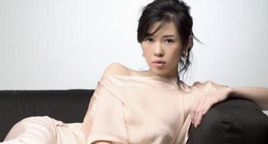 6年前，王全安娶了迷人的张雨绮，为什么还花八百块钱放飞自我？
