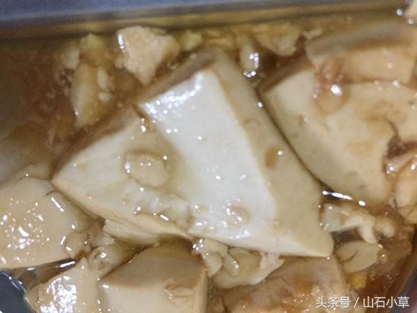 一盒外卖9.4元,米饭、土豆牛肉、豆腐、西葫芦