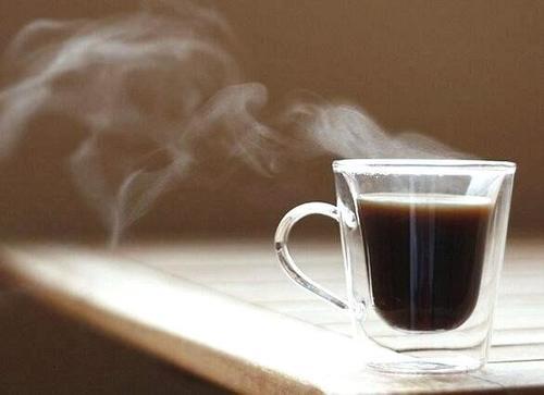 长期早上喝杯咖啡,3种好处不请自来,但提醒:1种