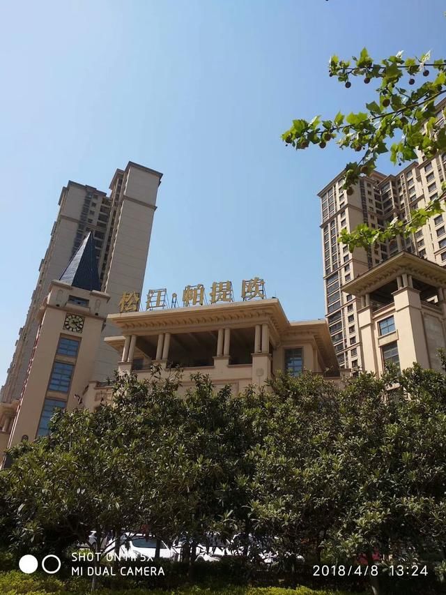 商业逻辑~商场广场空置率高,购买少,为何开发商一直扩建