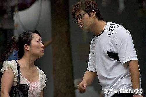 婆婆生病住院，我找妈借了2万，门口听到老公的话，我泪如泉涌