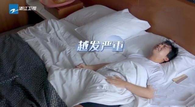 郭麒麟请佟丽娅吃饭,谁注意到桌上的菜?这才是明星的真实消费