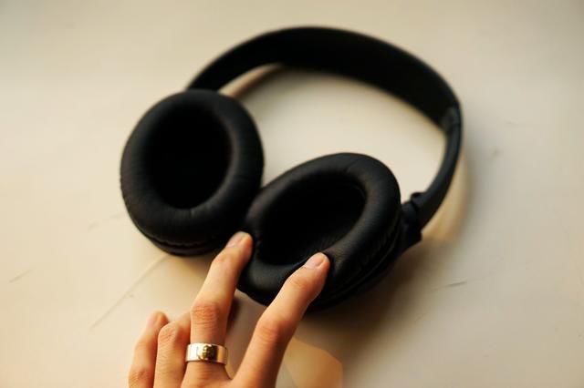 BEATS,BOSE,SONY耳机,谁才是真正的降噪之