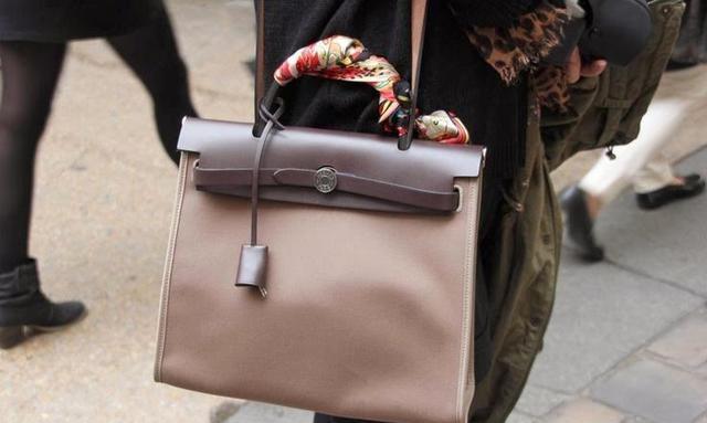 旅行包品牌推荐 t01469a7280c3f2fc84.jpg