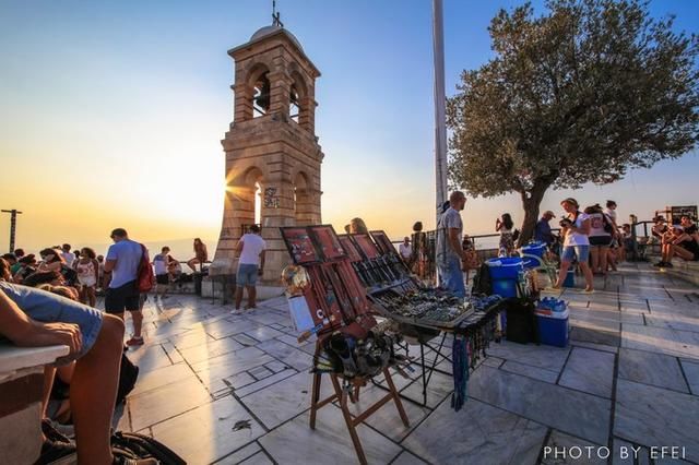 这里有座狼山，但是山上没有狼