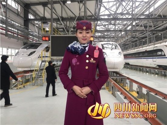 西成高铁首发阵容亮相 动妹儿平均年龄22岁(图