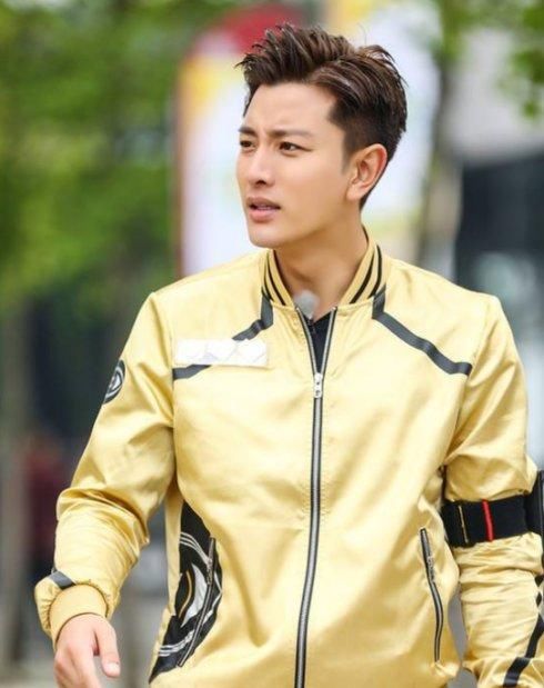 金晨否认恋贾乃亮,黄心颖偷食许志安,扒扒因绯