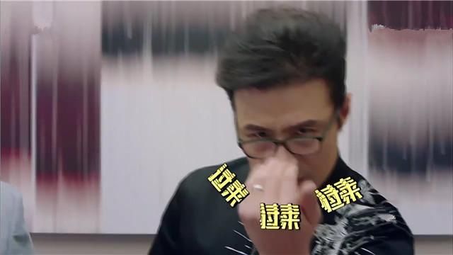 《歌手》华晨宇唱歌抖手的动作是设计好的吗?