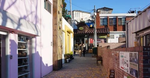 赴韩旅游的中国游客锐减,韩国:不来,你们也没钱