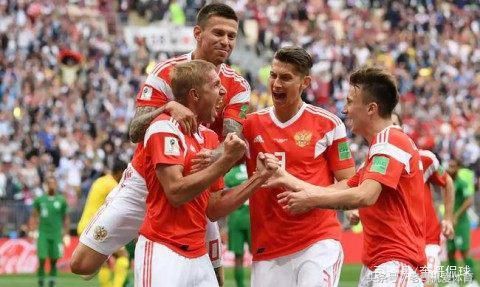 先别笑话沙特人,俄罗斯这一战术打法中国队再