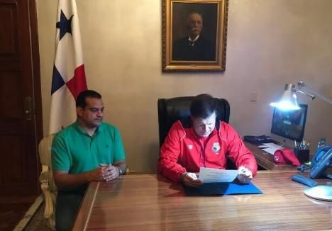 最高权力,巴拿马历史首次进入世界杯全国放假