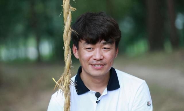 靠着演自己，王宝强成功加入百亿票房俱乐部