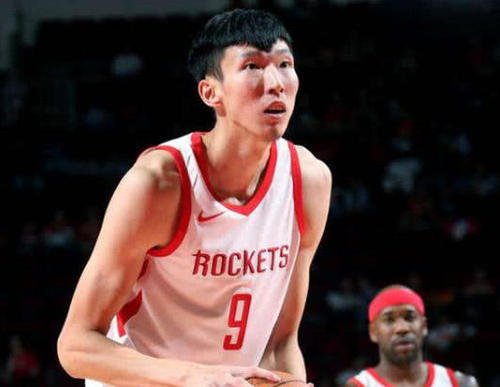 大新年!传来周琦和小丁最新消息,网友:在外的孩