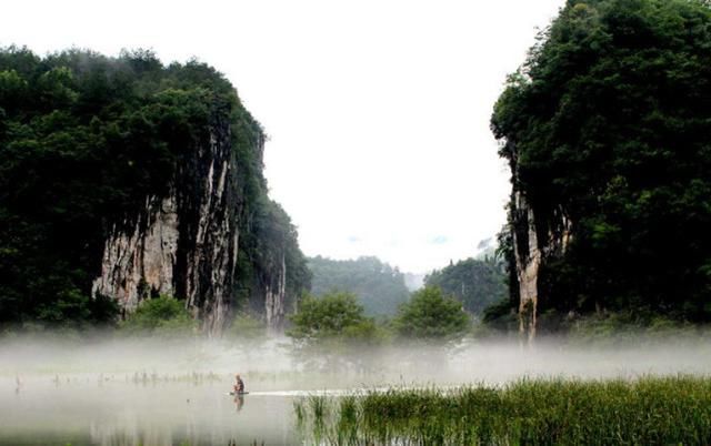 湖南一地级市，县县通高速、铁路