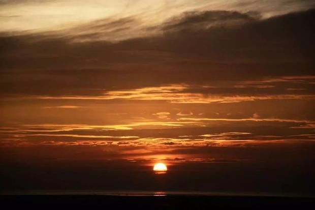 别去西藏了!西安出发只要100块,直达绝美的“天空之境”