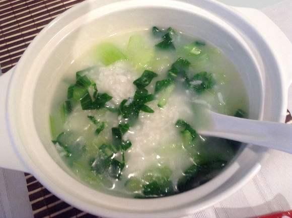 高血压胃痛终于遇到死敌了,别看它苦,喝两口