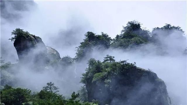 千名香客朝拜老子，助力2018老君山仙境朝圣节!