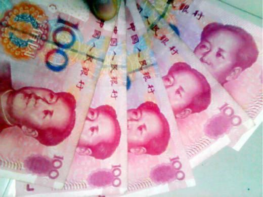 儿子病重我找前夫要钱，他只给五百，走后收到一条短信我乐了