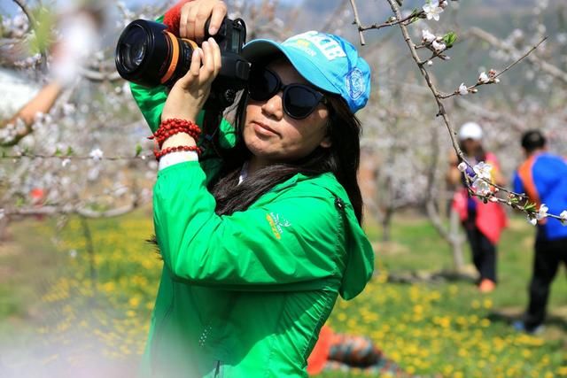 白山户外群关门砬子观映山红休闲一日游