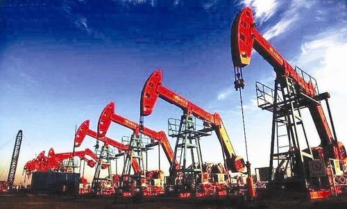 美国结束伊朗石油制裁豁免,伊朗威胁要关闭霍