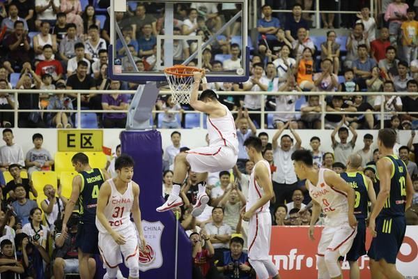 大河网景2018中斯国际男篮对抗赛在河南永城