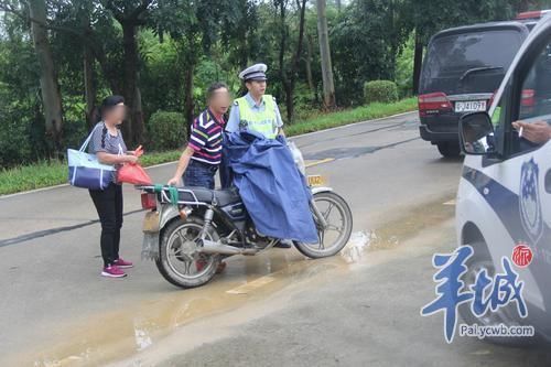 这台摩托车竟8年未年检!江门开平交警深入边远