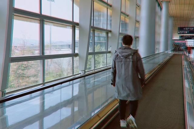 这座民宿位于玉龙雪山脚下第一村旁，是99％的游客都不知道的秘境