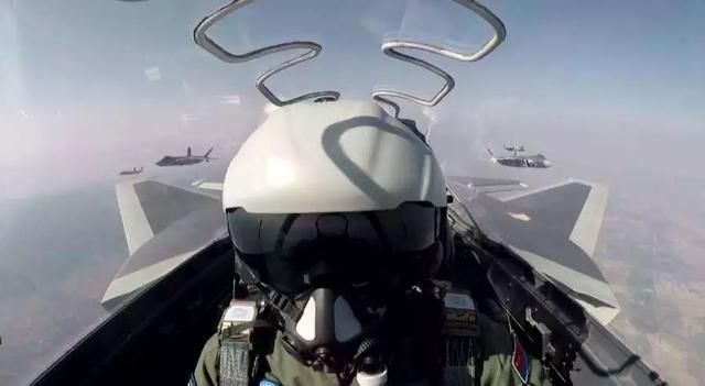 歼20 升级系统,安装上这个仪器,格斗能力再次上