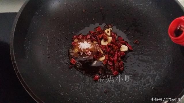 夏天再热也要吃这菜，每周得做好几回，顿顿都吃精光，太过瘾了