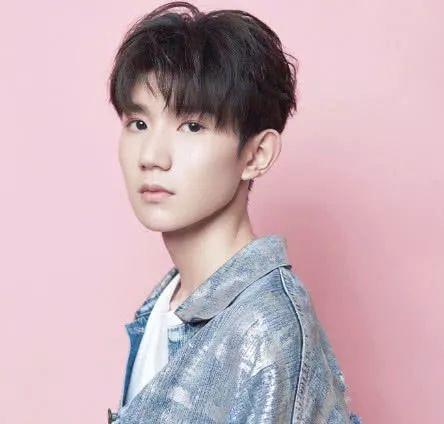 刚哥太要强了,王源和金翰之间的相爱相杀太甜