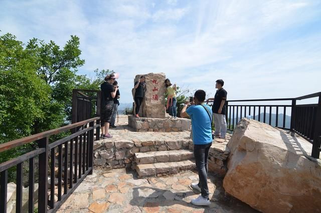 登顶天津第一峰九山顶，天津海拔最高的地方，高达1078米