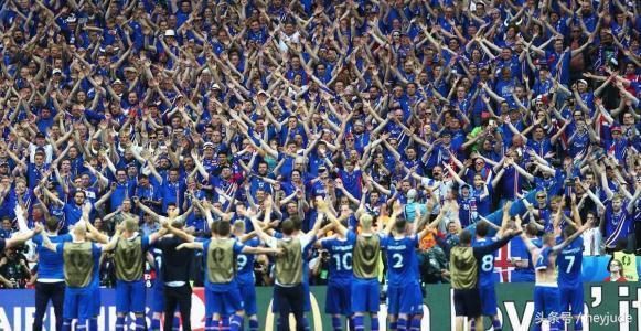 维京战吼响彻世界!冰岛足球崛起绝非偶然,看看