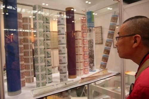 中国增加发行人民币